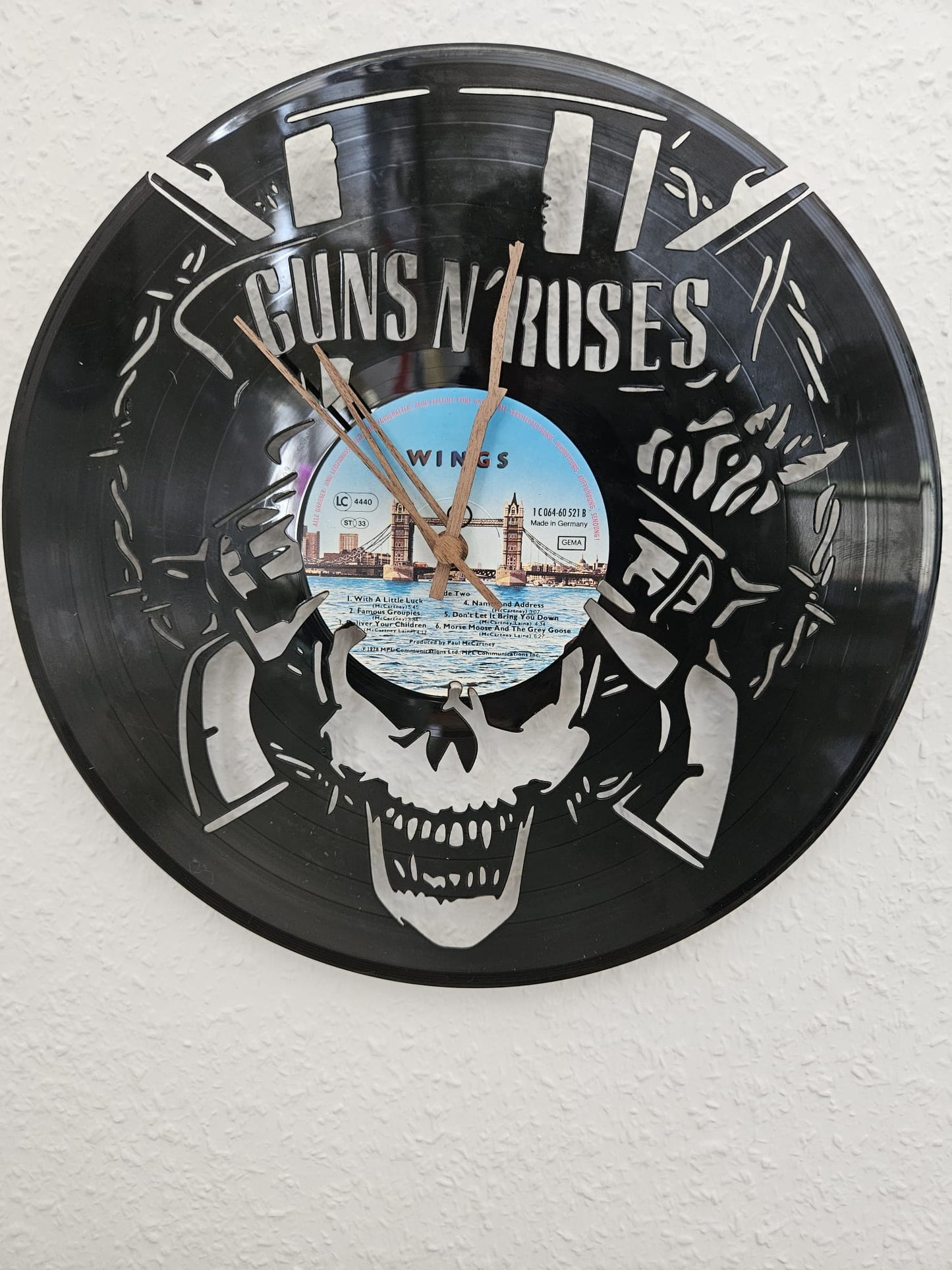 Vinyl-Wanduhr – Guns N' Roses